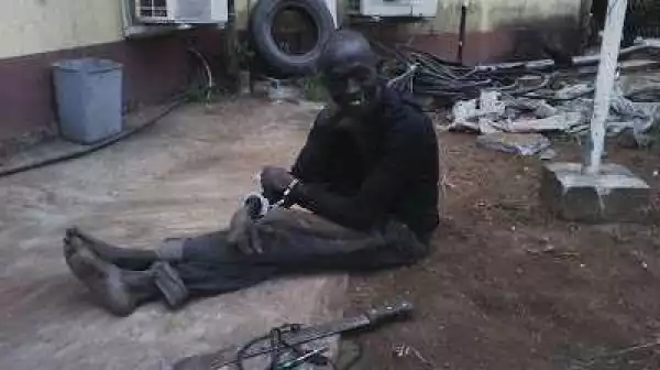See How A Thief "High On Weed" Posed For The Camera After He Was Arrested In Lagos (Photos)
